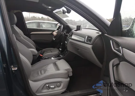 2018 Audi Q3 2.0T Premium/2.0T Sport Premium z USA, uszkodzony, nr VIN WA1JCCFSXJR003954